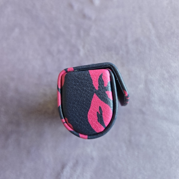 Lilly Pulitzer lipstick case - Picture 4 of 8